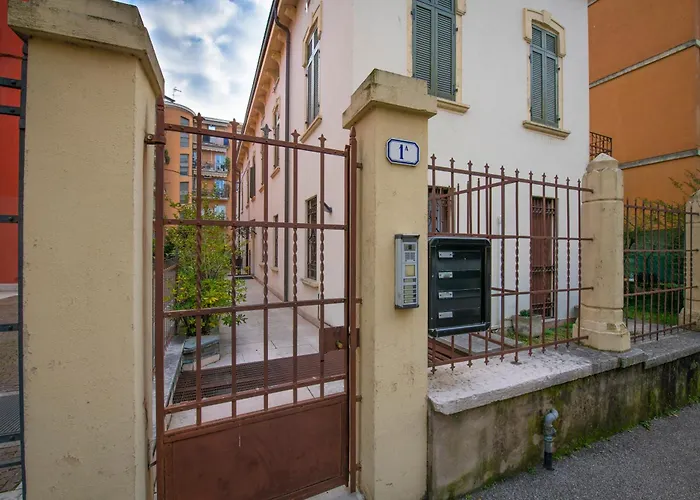 Residenza Impero Bezzecca Διαμέρισμα Βερόνα